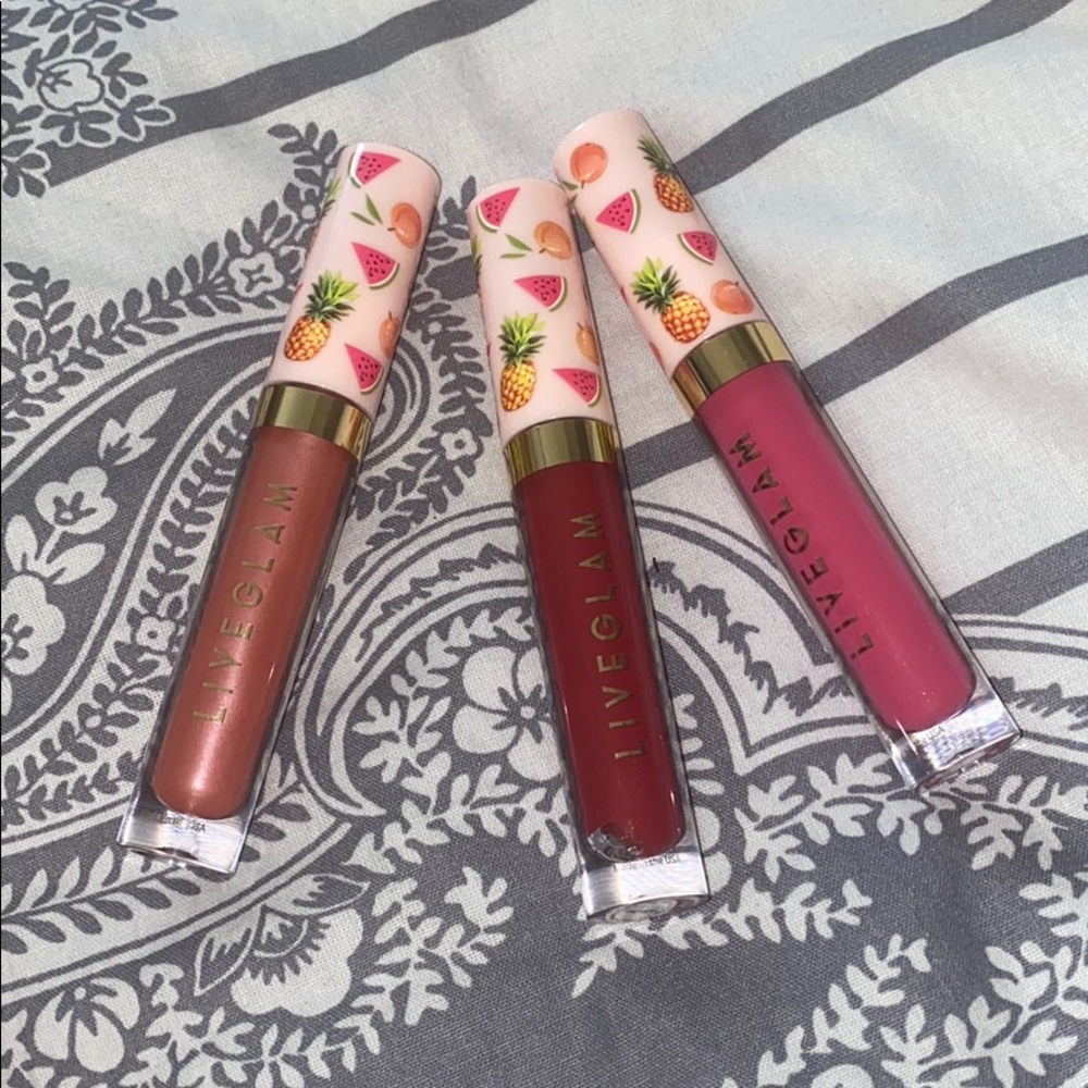Live Glam Lipsticks bundle of 3 ! ❤️
